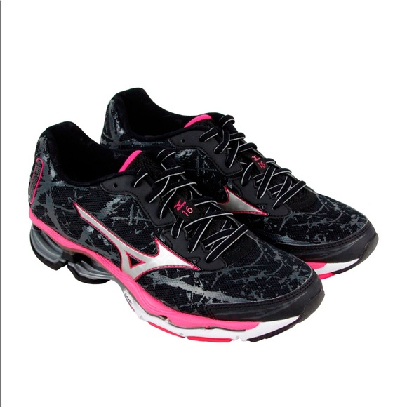 mizuno wave creation 16